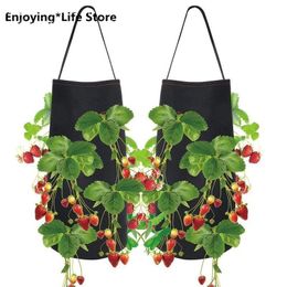 Planters & Pots Foldable Strawberry Grow Container Bag DIY Planter PE Fabrics Planting Gardening Thicken Pot Garden Supplies