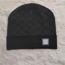 2022 Fashion high-quality beanie unisex knitted hat classical sports skull caps ladies casual outdoor warm for man&#039;s