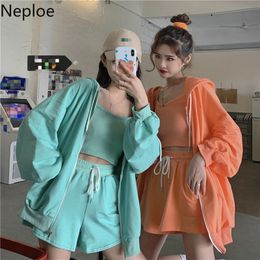 Neploe 3 Piece Set Women Solid Hooded-Collar Zipper Long Sleeve Top +Lace Up Slim Waist Wide Leg Shorts+Camis Fashion Suits1D120 210423