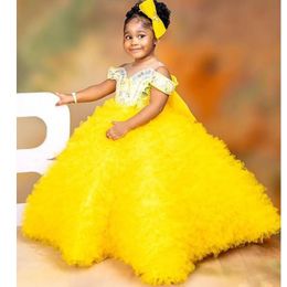 Lovely Yellow Wedding Flower Girl Dresses Sheer Neck Ball Gown Kids Birthday Party Gowns Beaded Bow Tie Toddler Pageant Wears