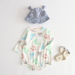 Baby Girl Jumpsuit Autumn Korean Version Printed Long-sleeved Romper + Hat Set Toddler Bag Fart 210515