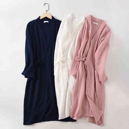 Couples Crepe Gauze Bathrobe Solid 100% Robe Long-sleeved V-neck Kimono Wedding Robes Sleepwear Plus Size Dressing Gown