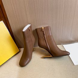 Designer de luxo europeu botas femininas f letter em forma de calcanhar feito de couro especial hee l altura 8.5cm tamanho 36-41