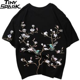 Hip Hop T Shirt Men Streetwear Harajuku Tshirt Embroidery Floral Magpie Summer Short Sleeve T-Shirt Cotton Japanese Style 210324