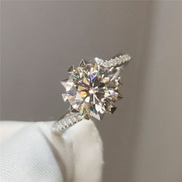 100% Real 18K White Excellent Cut Diamond Test Passed D Color Moissanite Snowflake Stud Earrings Female Jewelry