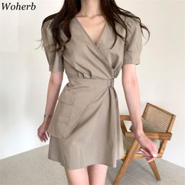 Korean Temperament Dresses Women Fashion Casual Slim Mini Dress Puff Sleeve Fake Two Piece Set Elegant V Neck Vestidos 210519