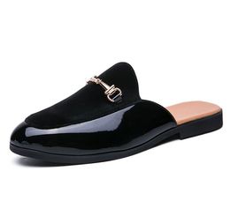 Klassische Designer Sandalen Italienische Halbschuhe für Männer Pantoffeln echte Lederlaafer Mans Moccasins Nicht rutschern