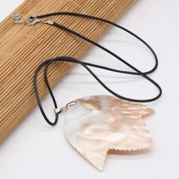 -Anhänger Halsketten Natürliche Mutter der Perle Muschel Halskette Handgemachte geschnitzte Blatt Weiße Reize Für Frauen Schmuck