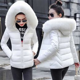 Fashion European White Women's Winter Jacket Big Fur Hooded Thick Down Parkas Female Warm Coat for Women 211018