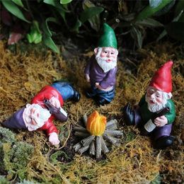 FairyCome Mini Garden Gnome Figurines Resin Fairy Funny Miniature Gnomes Elf Figure Micro Dwarf Kit for Terrarium 211108