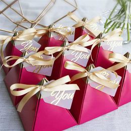 Rose Red Triangular Pyramid Sweet Candy Box Wedding Favours Paper Gift Boxes Chocolate Bags Gift Packing Box Wedding Decoration 211108