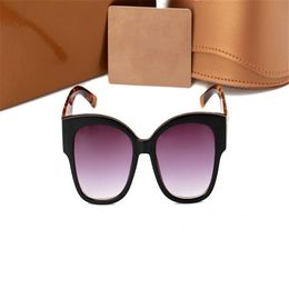 Designer Frame Sunglasses Men Eyeglasses Outdoor Shades PC Frame Fashion Classic Lady Sun Mirrors for Sunglasses Mirror Sun E Designer