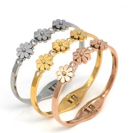 Luxury Flower Shape Shining Crystal Bangles For Women Fashion Bracelets & Gold Color Stainless Steel Wedding Jewelry Bangle