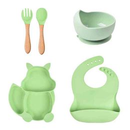 5Pcs Baby Tableware Kit Silicone Bibs Squirrel Divided Dinner Plate Sucker Bowl Spoon Fork Set Training Feeding Food Utensil G1210