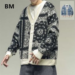 Japanese Ethnic Fashion Cardigan Streetwear Harajuku Casual Sweater Men Clothing Winter Coat Retro Loose Couple Top Male 211008