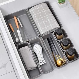 8pcs/set Drawer Storage Box Cosmetic Organiser Kitchen Tableware Jewellery Storage Tray Office Supplies Finishing Box Compartment 210626