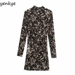 Fashion Women Vintage Print Dress Long Sleeve Stand Collar Pleated Sexy Bodycon Mini Spring Autumn Vestido 210514