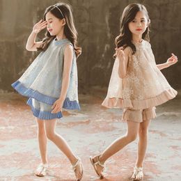 European Style Girls Summer Lace Embroidered Vest Suit Children Cute Ruffled Clothes Set Kids Sleeveless Tops +Shorts 2 Pcs X429 Q0716