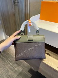 2021 SS Luxury Women Designers Cross body Handbag Floral Lock Hardware Hasp No Zipper Classic Flap Bags Detachable Strap Totes Satchel Bag