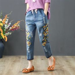 Summer Arts Style Women Embroidery Vintage Ripped Jeans Elastic Waist Loose Casual Cotton Denim Harem Pants S285 210512