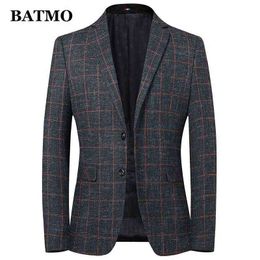Batmo arrival high quality wool plaid casual blazer men,men's suits jackets ,casual jackets men 9837 211111