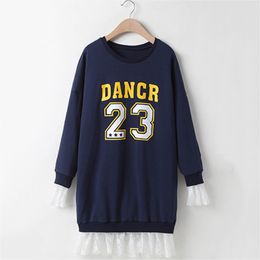 Autumn Girl Dress Children Long-sleeved Letter Lace Stitching In The Long Clothes Banquet Princess Girls Casual 210515
