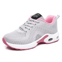 2021 Authentic women shoes ladies sneakers fashion mesh breathable casual womens outdoor jogging walking