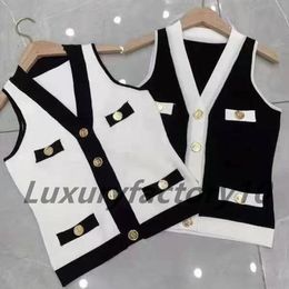 outdoor wear original photo actual european american fashion allmatch black and white contrast Colour knit slim waistcoat single breasted sleeveless cardigan