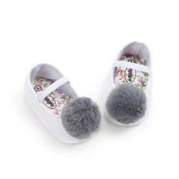 First Walkers Style Cute Ball Crib Marke Baby Kleinkind Mokassins Weiche Unterseite Pu-Leder Schuhe 0-18 Monate