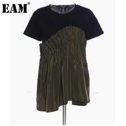 [EAM] Women Army Green Irregular Pleated Long T-shirt Round Neck Long Sleeve Fashion Spring Summer 1DD6626 210512