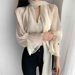 Spring Autumn Blouse Women V-neck Three-dimensional Wrinkled Polka Dot Bib Lace Flare Sleeve Chiffon Shirt Female Top UK996 210506