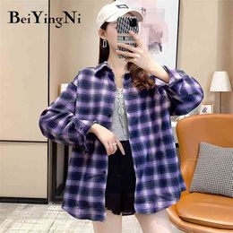 Autumn Long Sleeve Shirts Female Plaid Vintage Korean Loose Blusas Buttons Harajuku Casual Tops Women Blouses Clothes 210506