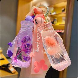Creative Acrylic Liquid Floating Valentine Fruit Flower Key Chain For Lover Gift Cute Quicksand Sequins Keychain Key Bag Pendant G1019