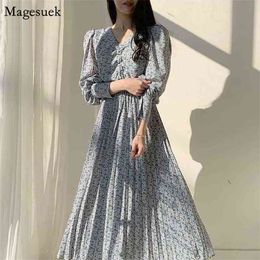 V-Neck Casual Loose Puff Long Dresses Vestidos Autumn Vintage Dress Women Floral Print Pleated Slimming 10502 210518