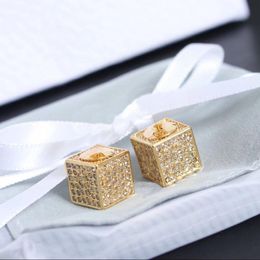 Venta al por mayor de Fashion Gold CZ Stud Pendientes para Lady Mujeres Partido Amantes de la boda Regalo Joyería de compromiso para novia con caja