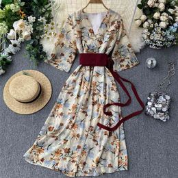 Autumn Sweet National Style V-neck Slim Floral Chiffon Dress Elegant Women Half Sleeve Empire Sashes Long 210430
