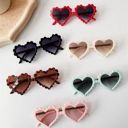 Kids Sunglasses Heart Plastic Pink SunGlass Girls UV400 Eyeglasses Boys Beach Glasses Fashion baby Accessoris 6 Colours