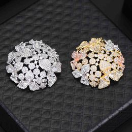 GODKI Shiny Round Shape Brooches for Women Large Flower Brooch Pin Vintage Fashion Jewelry Winter Accessories Factory Price