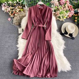 Ezgaga Office Lady Elegant Dress Women Spring New Fashion V-Neck Long Sleeve Pleated Loose Solid Ladies Bandage Dress Vestidos 210430