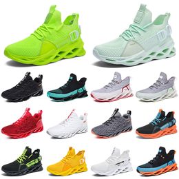 GAI fashion high quality men running shoes breathable trainer wolf greys Tour yellows triples whites Khaki green Light Brown Bronze mens outdoor sport sneakers GAI