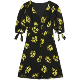 2021 Summer Autumn Short Sleeve V Neck Black Dress Yellow Floral Print Panelled Buttons Single-Breasted Women Fashion Short Dresses G127081