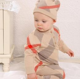 Neonati maschi Pagliaccetti Manica lunga Abbigliamento di lusso per neonati Tuta Lettera Motivo stampa Toddler Onesies Outfit Abbigliamento Bambini