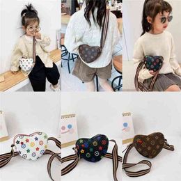 Love Heart Handbags Children Backpacks PU Leather Mini Travel Kids Bags Girls Handbag Cute Coin Purse Fanny Pack Purses