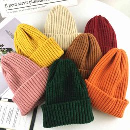 Classic Warm Winter Beanies Hat Soft Solid Knitted Women Men Caps Candy Colour Outdoor Casual Hip Hop Hats Y21111