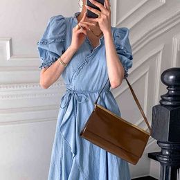 Korean Chic Summer Denim Robe V-neck Wooden Ear Stitching Lace Ladies Puff Sleeve Blue Dresses Cowboy 16W66205 210510