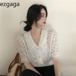 Ezgaga Lace Patchwork Hollow Out Blouse Women V-Neck Short Sleeve Single-breasted Summer Loose Korean Chic Lady Shirts New 210430