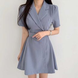 Women Spring Summer Dresses British Style Retro Pure Color WIth Belt Slim Dress Suit Collar Short Sleeve Short Dresses LL902 210527