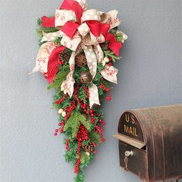 Christmas Wreath Christmas Red Fruit Simulation Flower Home Decoration Holiday Wedding Decorations Iintel Wall Fireplace Wreath 211015