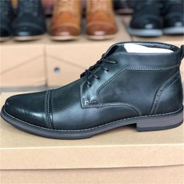 Mens Designer Dress Shoes Lace-up Martin Ankle Boot Formal Business Boots Handmade Genuine Leather Wedding Party Shoe with box 026