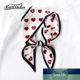 New Designer Love Heart Print Silk Hair Bandana Scarf Top Women Luxury Neck Hijab Scarfs for Ladies Headband Bandana Cheveux Factory price expert design Quality